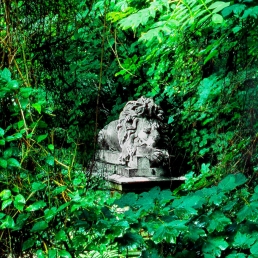 The tomb of George Wombwell (1777-1850), famed for his Travelling Menagerie, guarded by his pet lion Nero, Highgate Cemetery, N6.